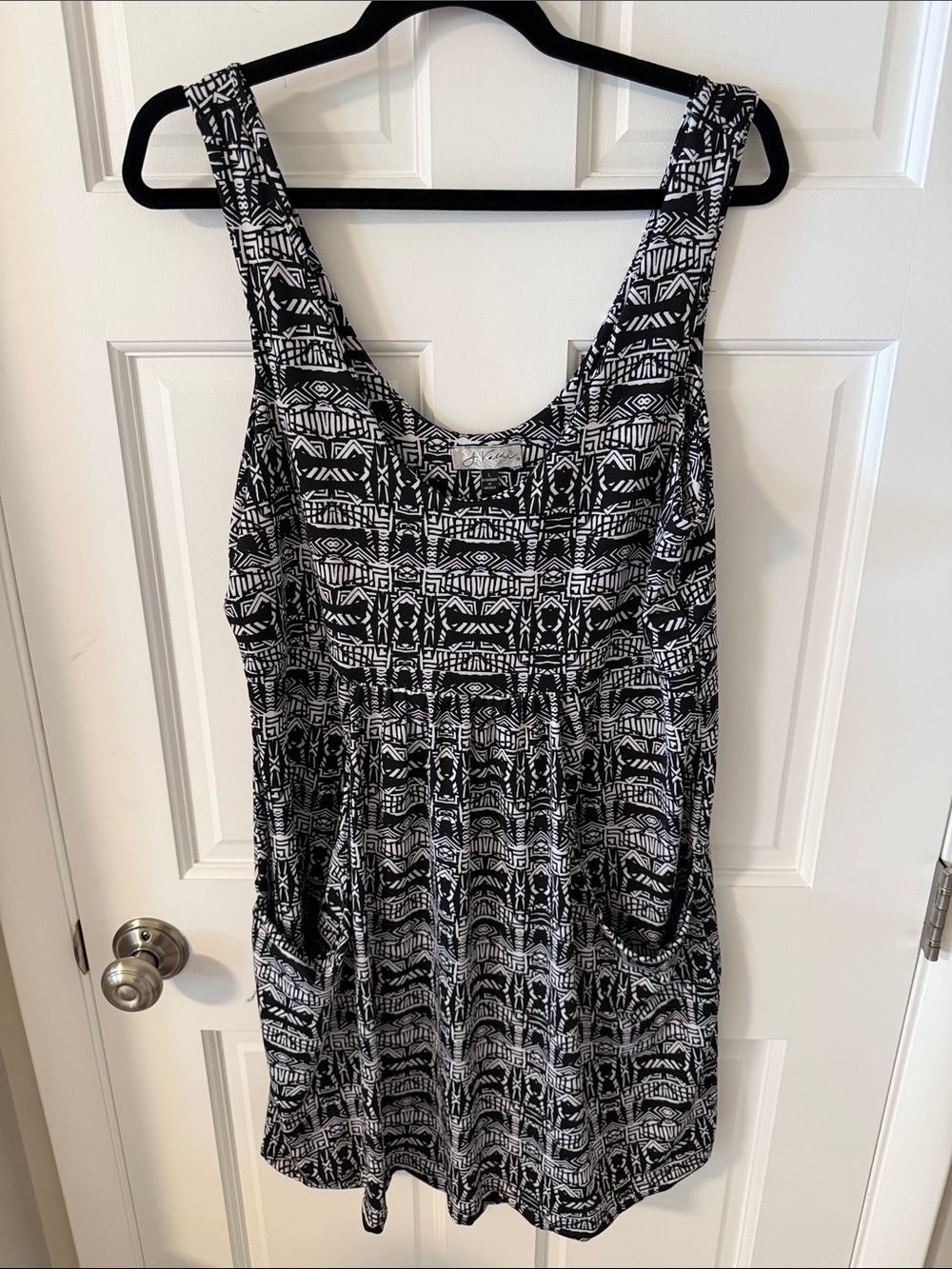 J. Valdi Geometric Print Cover Up Dress Black White Tank Pockets Stretchy Large